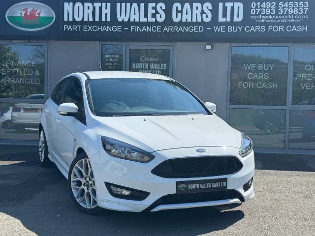 Ford Focus 1.5 TDCi 120 ST-Line 5dr Hatchback Diesel White
