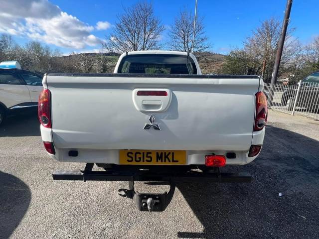 2015 Mitsubishi L200 2.5 Double Cab DI-D 4Work 4WD 134Bhp [2010]