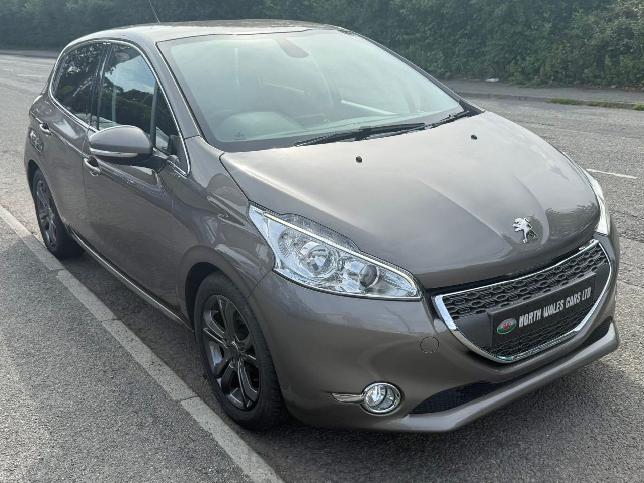 2013 Peugeot 208