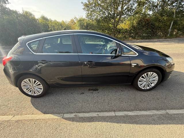 2014 Vauxhall Astra 1.7 CDTi 16V ecoFLEX Excite 5dr