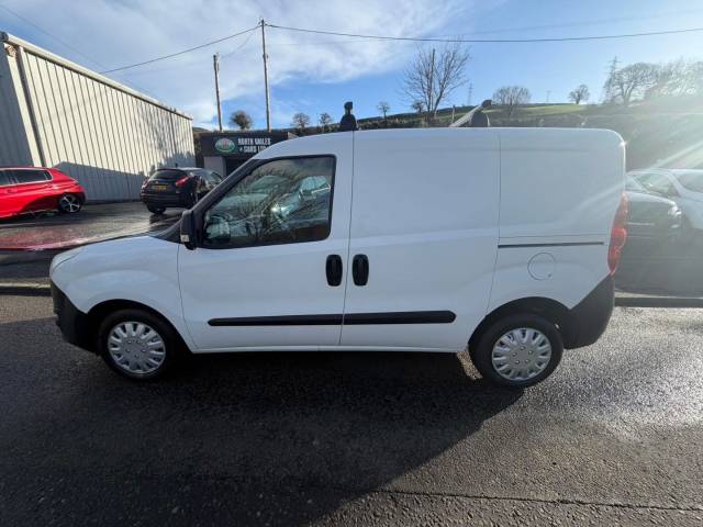 2013 Vauxhall Combo 2000 1.3 CDTI 16V ecoFLEX H1 Van