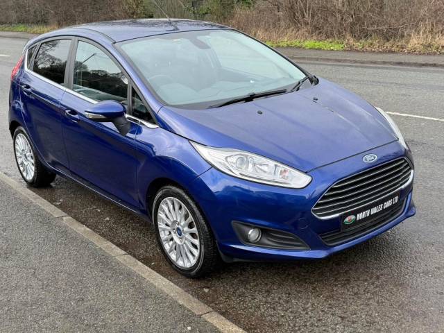 Ford Fiesta 1.0 EcoBoost 125 Titanium 5dr Hatchback Petrol Blue