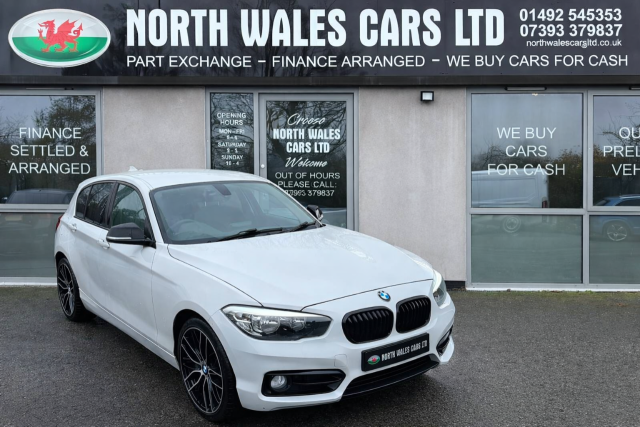 BMW 1 Series 118i [1.5] Sport 5dr [Nav] Hatchback Petrol White