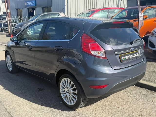 2013 Ford Fiesta 1.6 Titanium 5dr Powershift