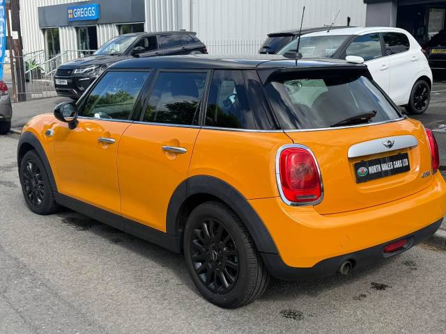 2015 Mini Hatchback 1.5 Cooper 5dr
