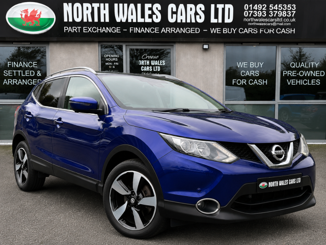 Nissan Qashqai 1.5 dCi N-Connecta 5dr Hatchback Diesel Blue