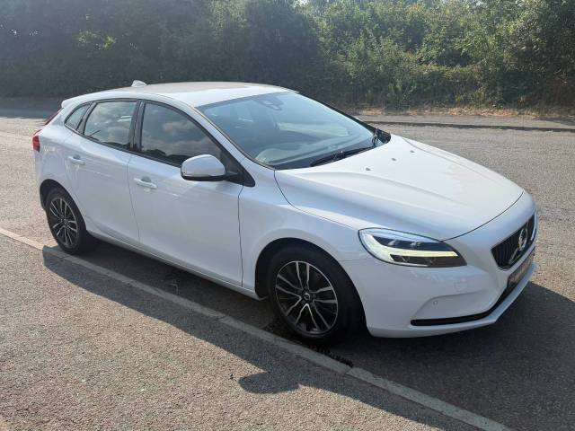 2016 Volvo V40 2.0 D2 [120] Momentum 5dr