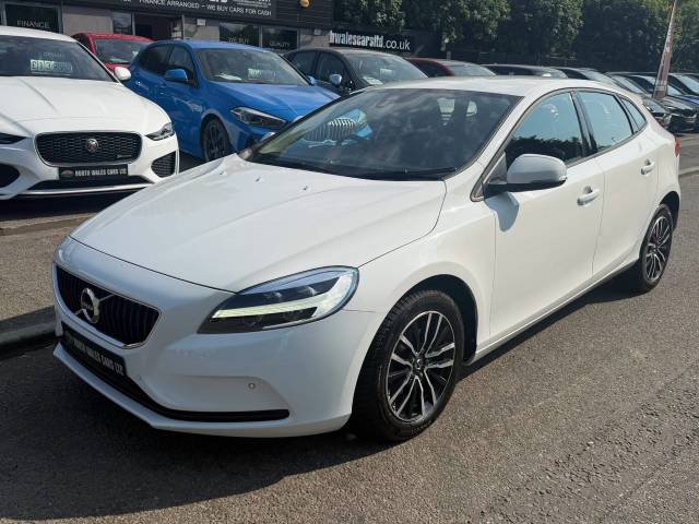 2016 Volvo V40 2.0 D2 [120] Momentum 5dr