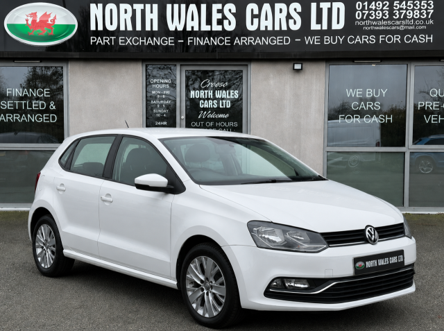 Volkswagen Polo 1.2 TSI SE 5dr Hatchback Petrol White