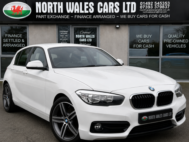 BMW 1 Series 118i [1.5] Sport 5dr [Nav] Hatchback Petrol White