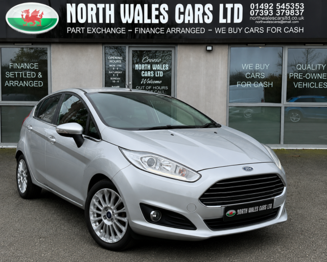 Ford Fiesta 1.0 EcoBoost 125 Titanium 5dr Hatchback Petrol Silver