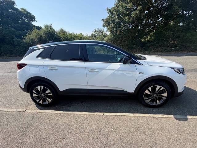 2019 Vauxhall Grandland X 1.5 Turbo D SRi Nav 5dr