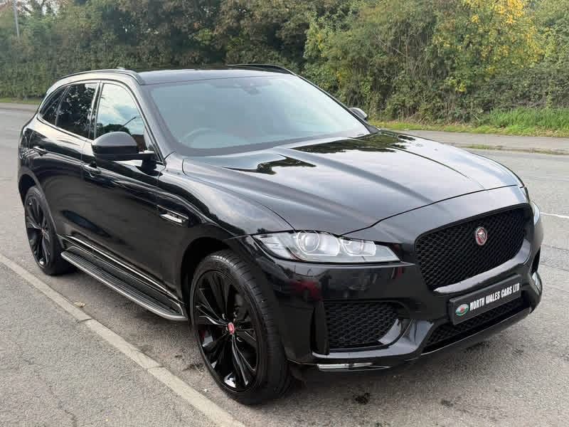 2019 Jaguar F-Pace